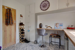 Utility Room- click for photo gallery